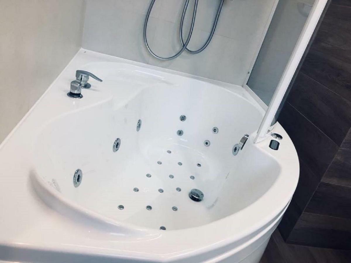 Nowoczesne Apartamenty W Centrum Krakowa Екстер'єр фото